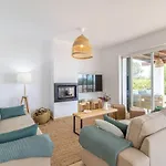 Villa Himala *