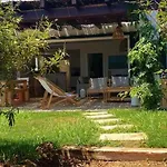 Himala Villa Sant Lluís